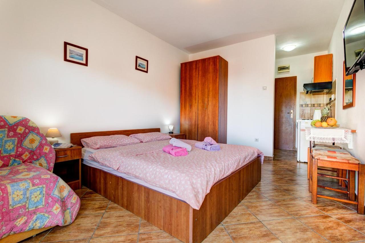 Petrovac Villa Savovic מראה חיצוני תמונה