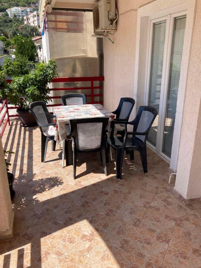 Petrovac Villa Savovic מראה חיצוני תמונה
