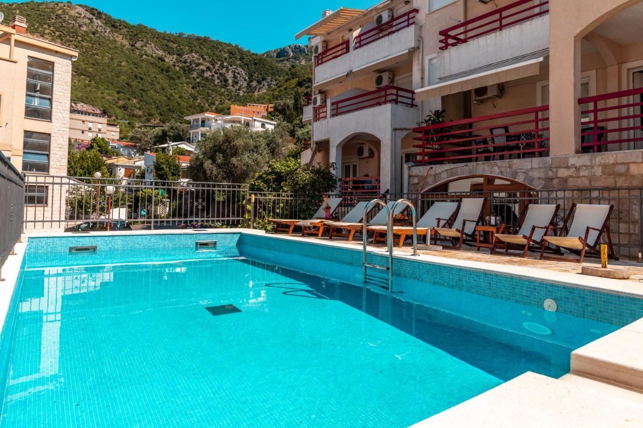 Petrovac Villa Savovic מראה חיצוני תמונה